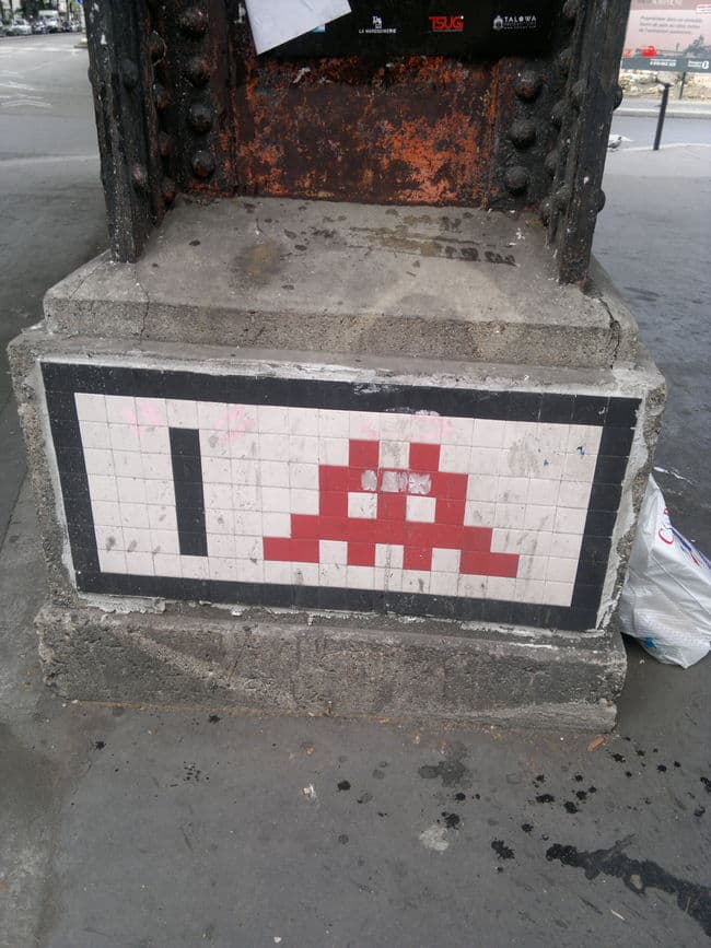  by Space Invaders in Paris