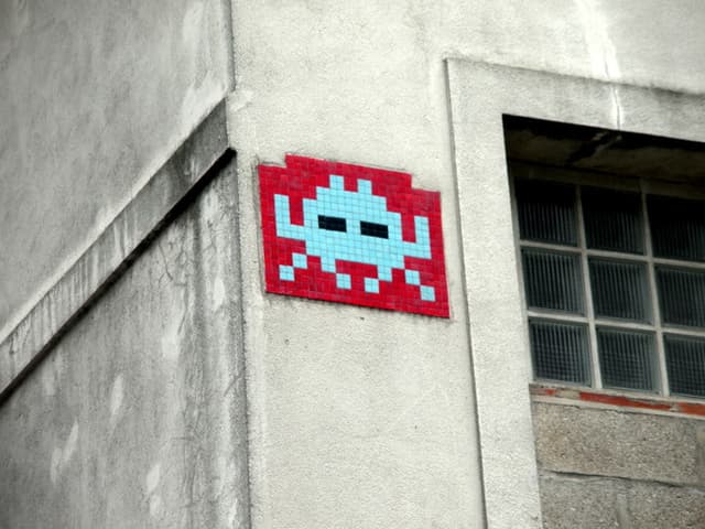  by Space Invaders in Paris